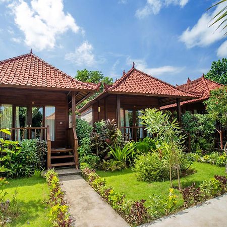 The Parnas Hotel Nusa Lembongan  Exterior photo